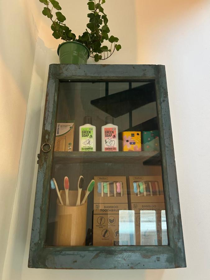 Monkey Tree Stay Schiedam Esterno foto